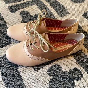 BAIT Emmie Matte Saddle Shoes size 8